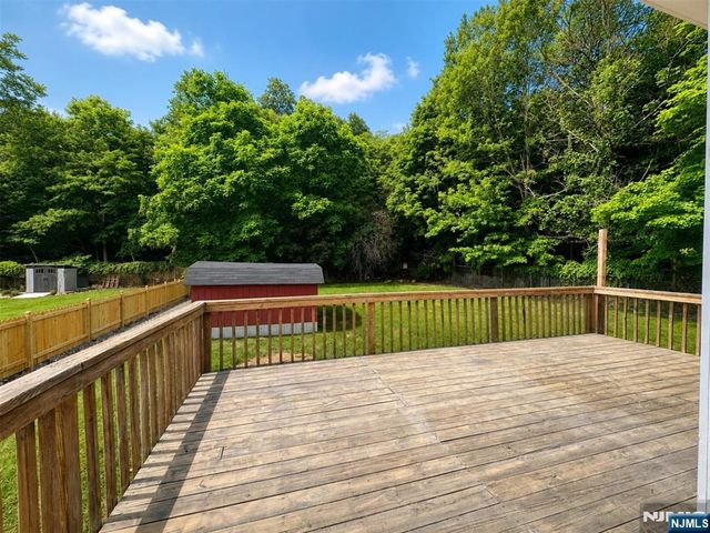 28 Carr Street 1, Pompton Lakes, NJ 07442