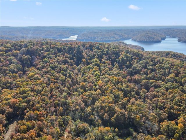 Tract 16 CR 1562, Eureka Springs, AR 72632