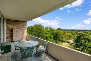 1000 Urlin Avenue, 516, Columbus, OH 43212