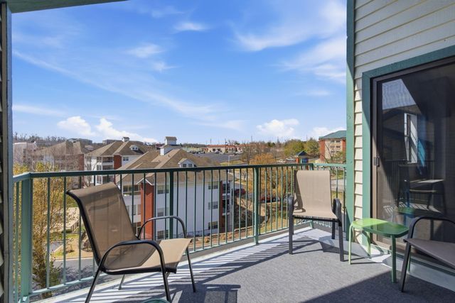 2700 Green Mountain Drive 5, Branson, MO 65616