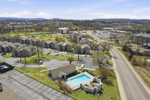 2700 Green Mountain Drive 5, Branson, MO 65616