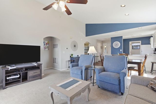 2700 Green Mountain Drive 5, Branson, MO 65616