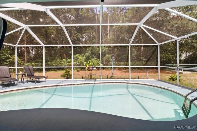 1331 W Anson Place, Citrus Springs, FL 34434
