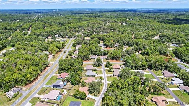 1331 W Anson Place, Citrus Springs, FL 34434