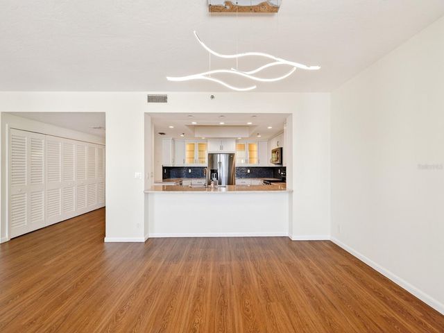 1255 N GULFSTREAM AVENUE 1101, Sarasota, FL 34236