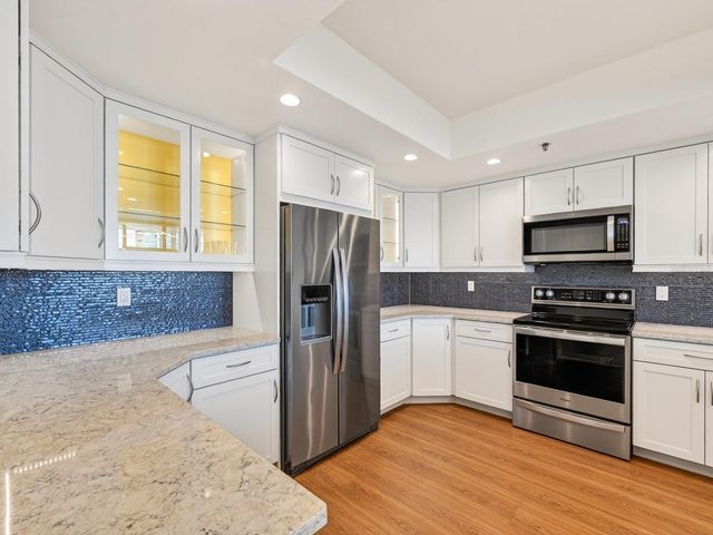 1255 N GULFSTREAM AVENUE 1101, Sarasota, FL 34236