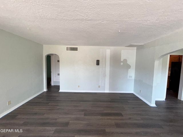 4331 EMORY Road, El Paso, TX 79922