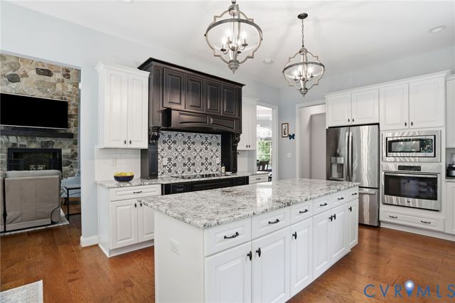 13500 Chesdin Landing Dr, Chesterfield, VA 23838