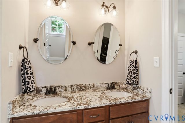 13500 Chesdin Landing Dr, Chesterfield, VA 23838