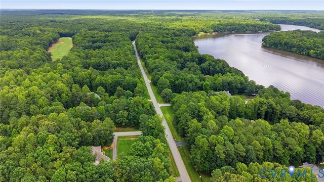 13500 Chesdin Landing Dr, Chesterfield, VA 23838