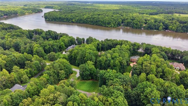 13500 Chesdin Landing Dr, Chesterfield, VA 23838