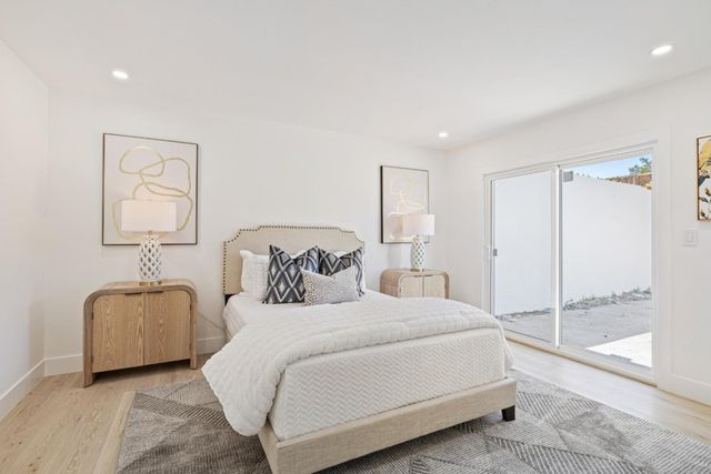 1022 E Evelyn Avenue, Sunnyvale, CA 94086