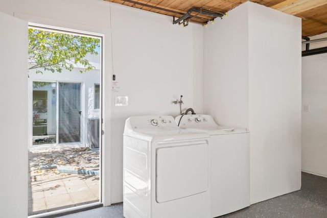 1022 E Evelyn Avenue, Sunnyvale, CA 94086