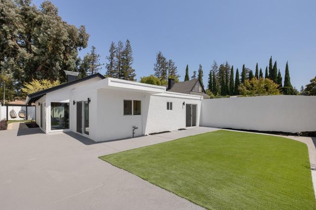 1022 E Evelyn Avenue, Sunnyvale, CA 94086