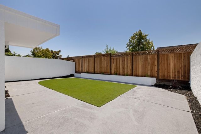 1022 E Evelyn Avenue, Sunnyvale, CA 94086