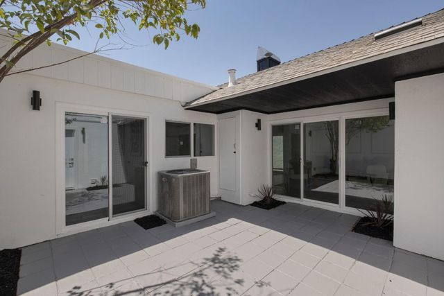 1022 E Evelyn Avenue, Sunnyvale, CA 94086