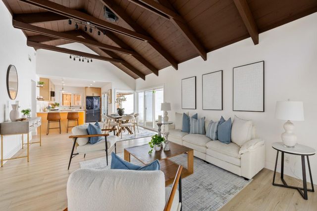 1022 E Evelyn Avenue, Sunnyvale, CA 94086