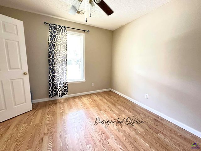 634 Old Perry Road, Kathleen, GA 31047