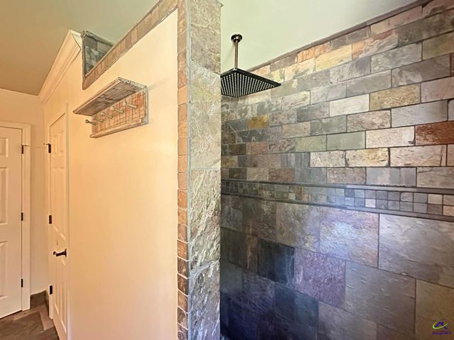 634 Old Perry Road, Kathleen, GA 31047