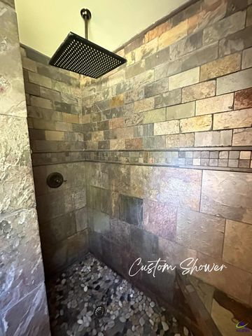 634 Old Perry Road, Kathleen, GA 31047