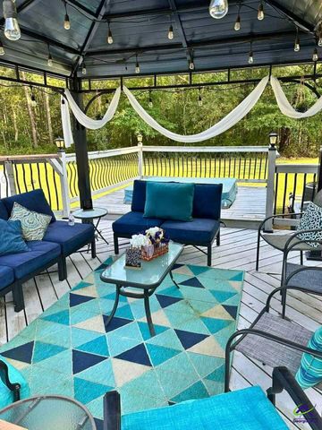 634 Old Perry Road, Kathleen, GA 31047