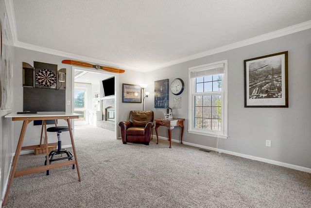 15142 Oakmont Street, Overland Park, KS 66221