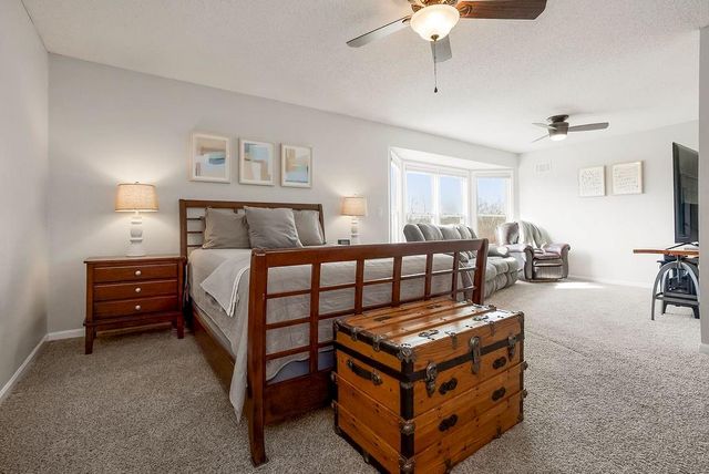 15142 Oakmont Street, Overland Park, KS 66221