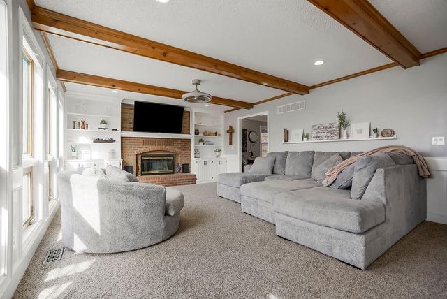 15142 Oakmont Street, Overland Park, KS 66221