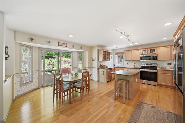 8352 Alta Vista Drive, Pinckney, MI 48169
