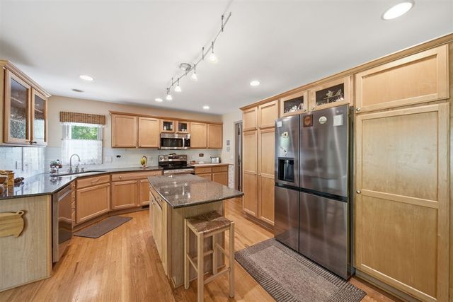 8352 Alta Vista Drive, Pinckney, MI 48169