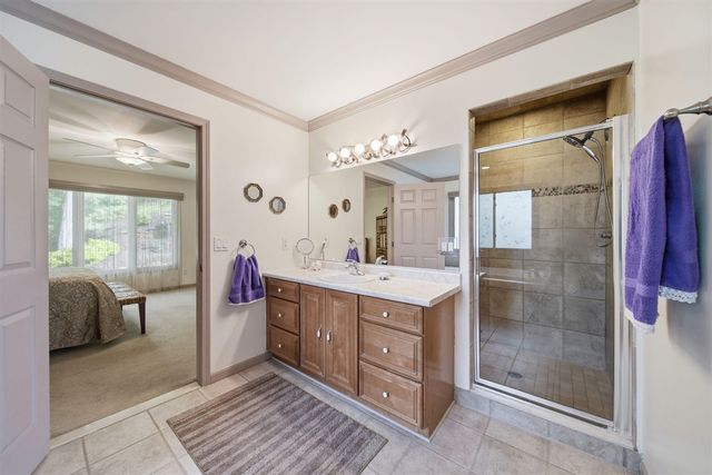 8352 Alta Vista Drive, Pinckney, MI 48169