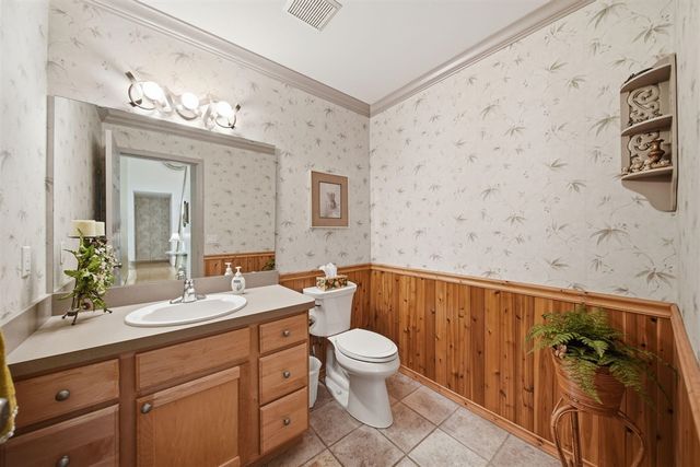 8352 Alta Vista Drive, Pinckney, MI 48169
