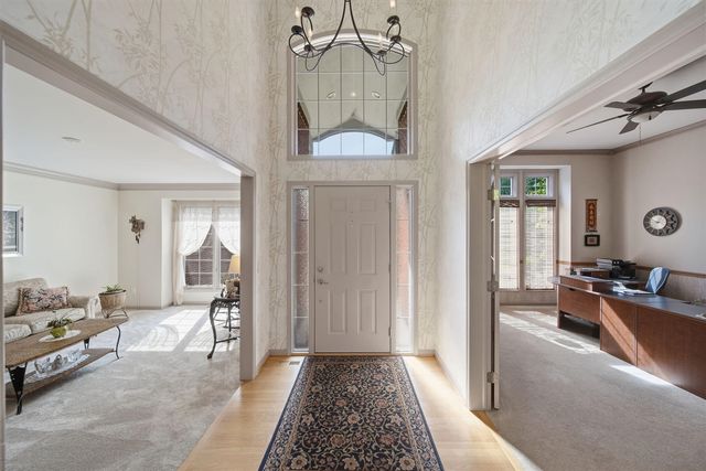 8352 Alta Vista Drive, Pinckney, MI 48169