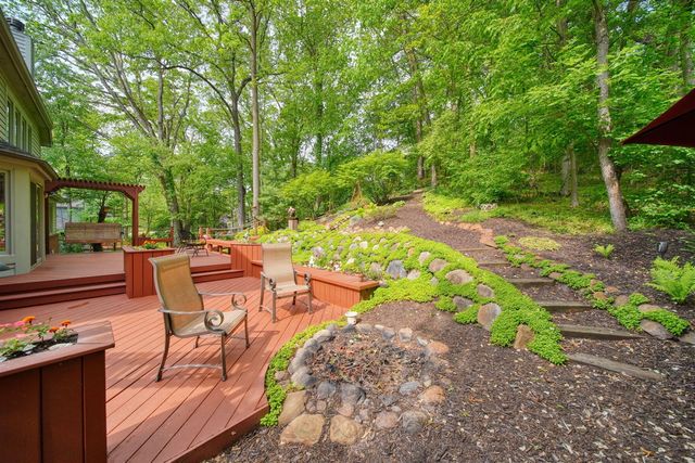 8352 Alta Vista Drive, Pinckney, MI 48169