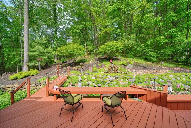 8352 Alta Vista Drive, Pinckney, MI 48169