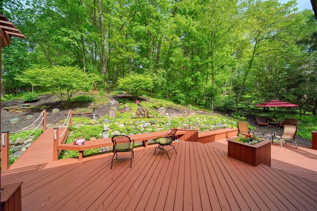 8352 Alta Vista Drive, Pinckney, MI 48169