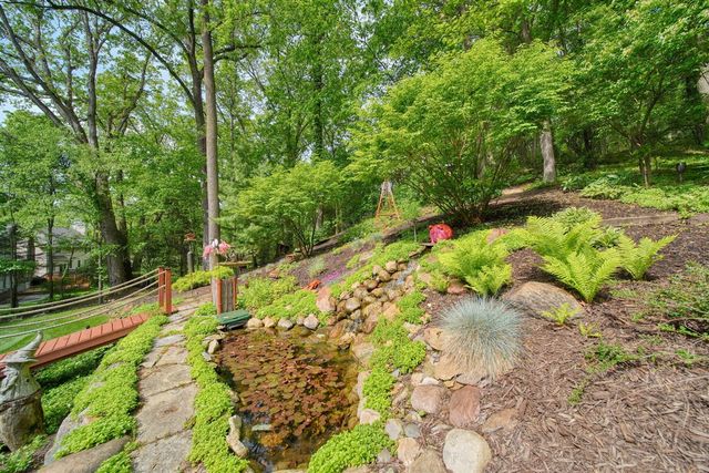 8352 Alta Vista Drive, Pinckney, MI 48169