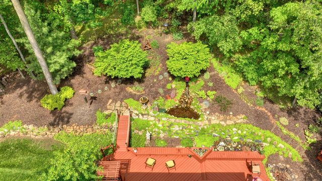 8352 Alta Vista Drive, Pinckney, MI 48169