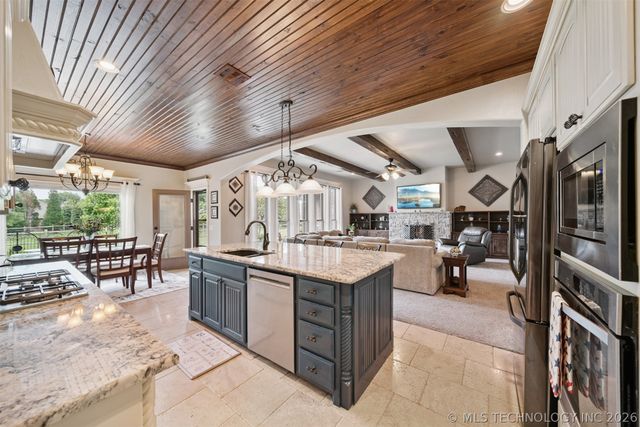 7030 N 196th Place, Owasso, OK 74055