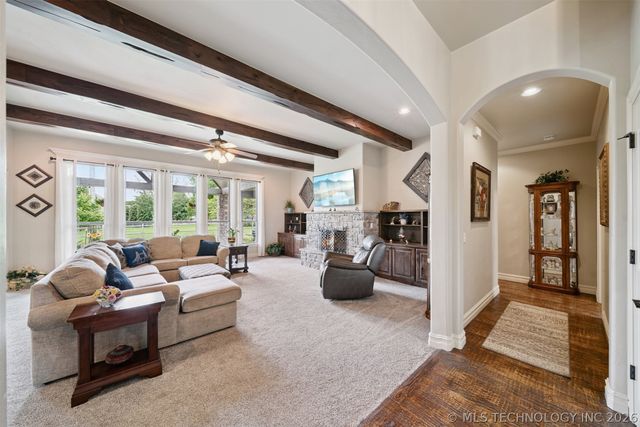 7030 N 196th Place, Owasso, OK 74055