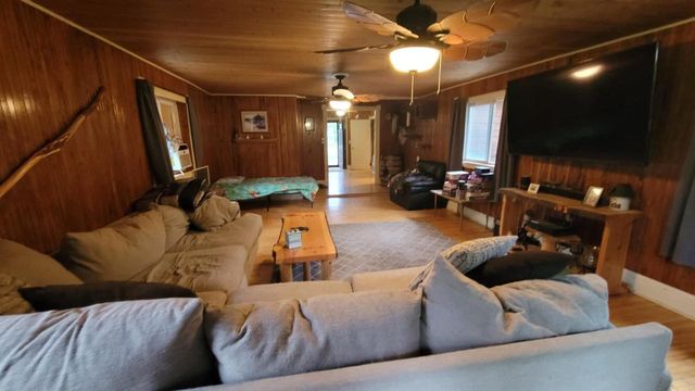 W7996 NORTH STREET, Pembine, WI 54156