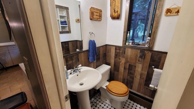 W7996 NORTH STREET, Pembine, WI 54156