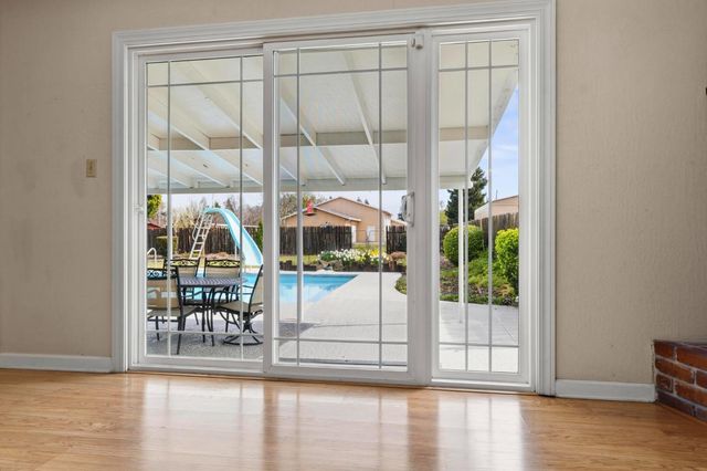 4361 Dresser Rd, Yuba City, CA 95993