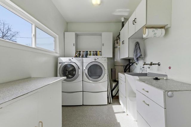 4361 Dresser Rd, Yuba City, CA 95993