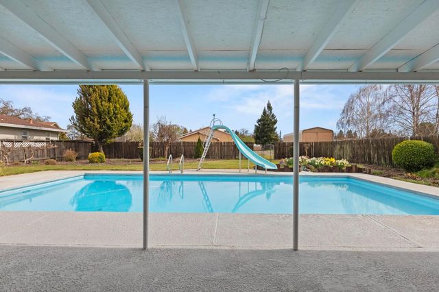 4361 Dresser Rd, Yuba City, CA 95993