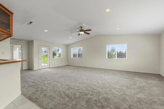 4361 Dresser Rd, Yuba City, CA 95993