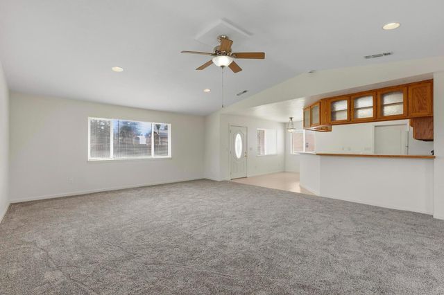 4361 Dresser Rd, Yuba City, CA 95993