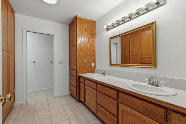 4361 Dresser Rd, Yuba City, CA 95993