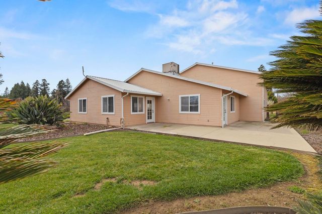 4361 Dresser Rd, Yuba City, CA 95993