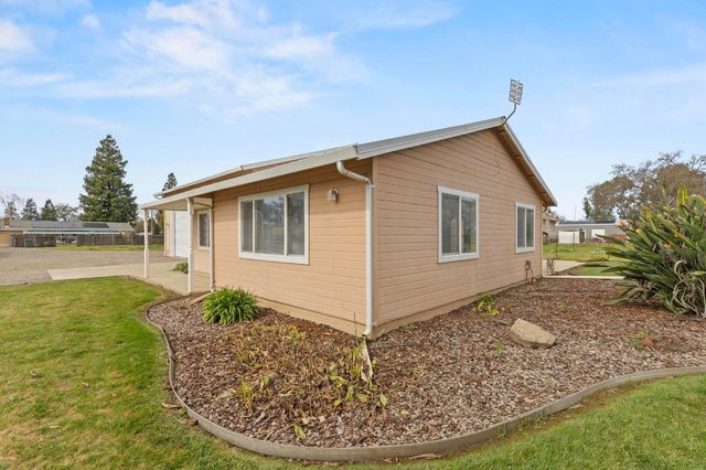 4361 Dresser Rd, Yuba City, CA 95993